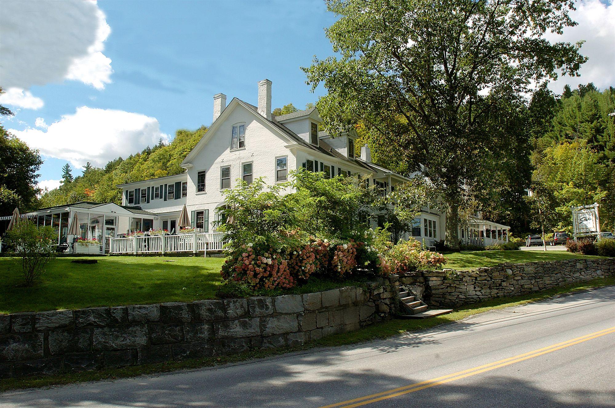 The Stowe Village Inn Екстериор снимка